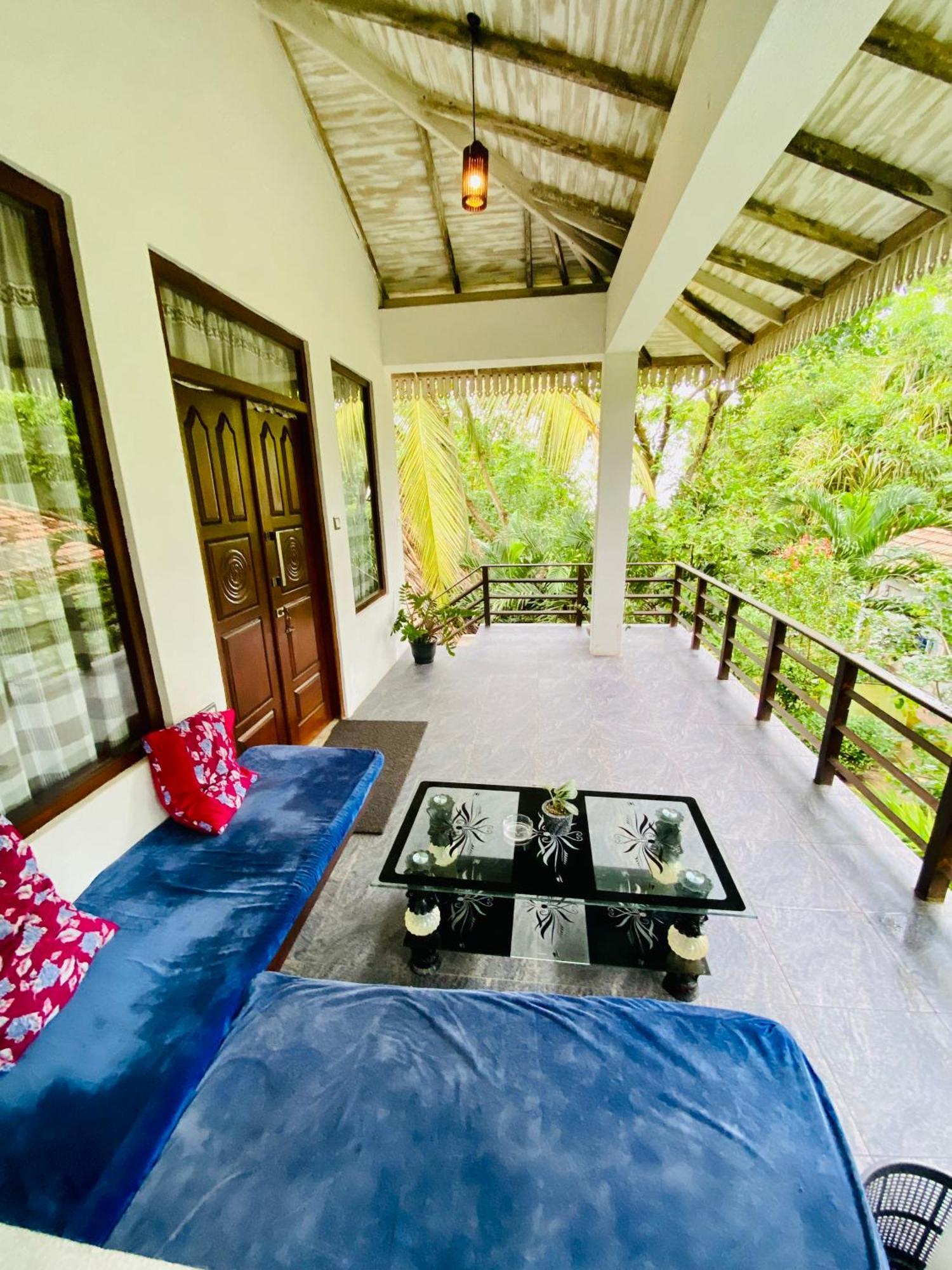Mountain Seaview Cabanas Тангале Екстериор снимка